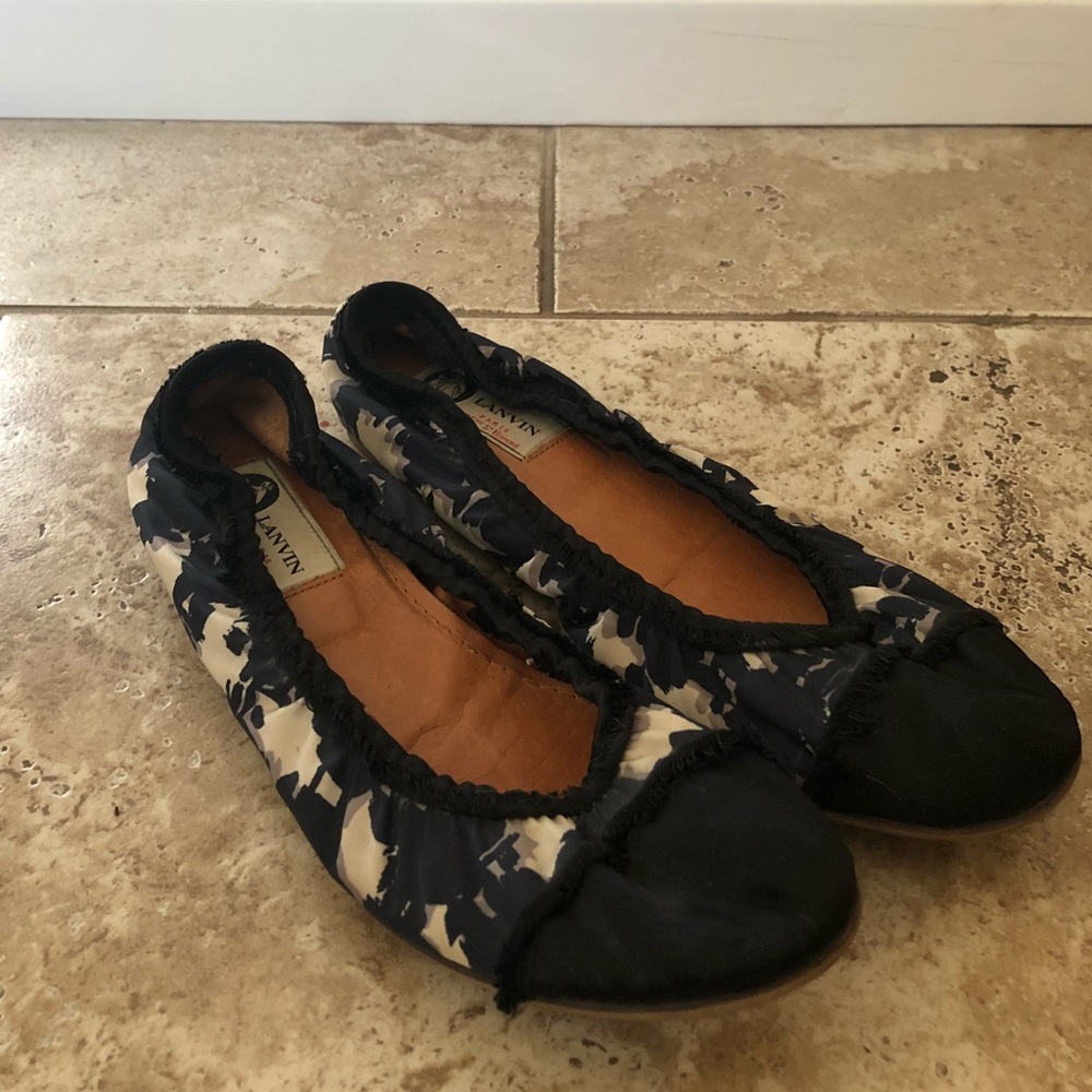 Lanvin flats